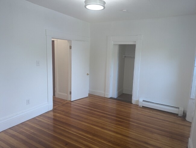 Building Photo - 9 A Ellis St