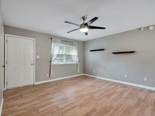 Building Photo - 4117 Wiggington Rd