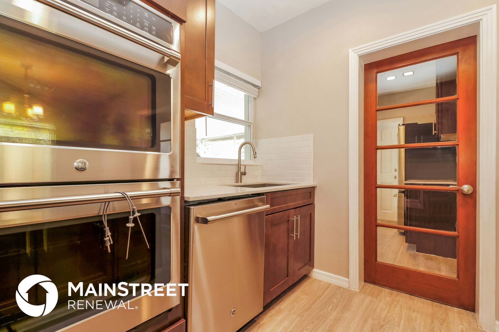 Building Photo - 614 Brookside Dr