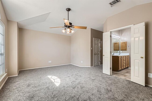Building Photo - 10517 S Canoa Hills Trail