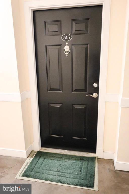 Building Photo - 12929 Centre Park Cir