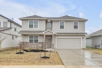 Building Photo - 210 Big Cypress Byu Rd