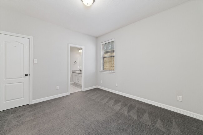 Building Photo - 27506 Windcrest Key Ln