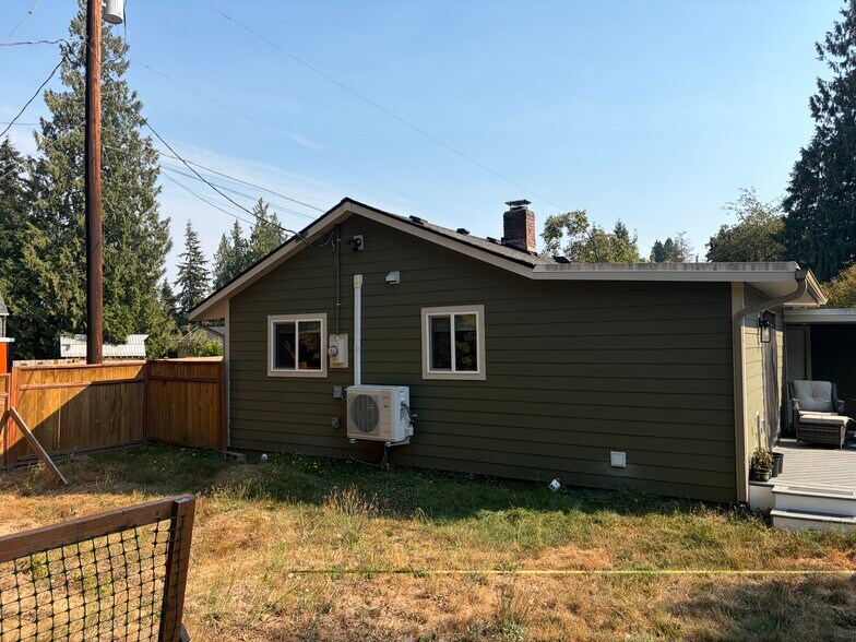 Building Photo - 7012 McDougall Ave