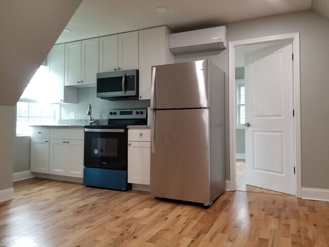 Building Photo - Ches-Bay LLC