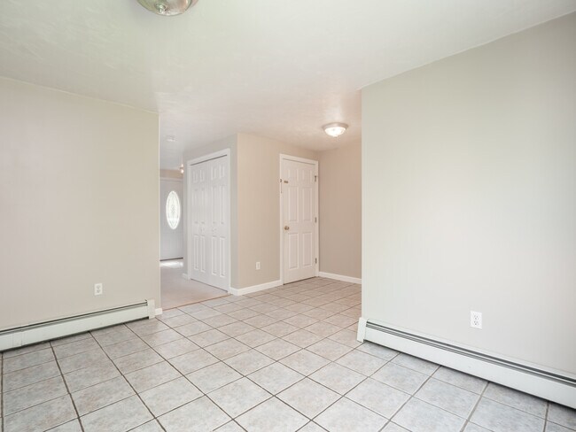 Building Photo - 90A Loxwood St