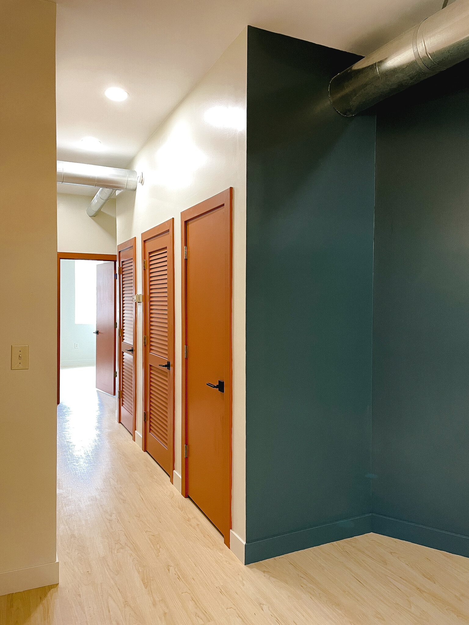 Building Photo - 736 Park Ave NW