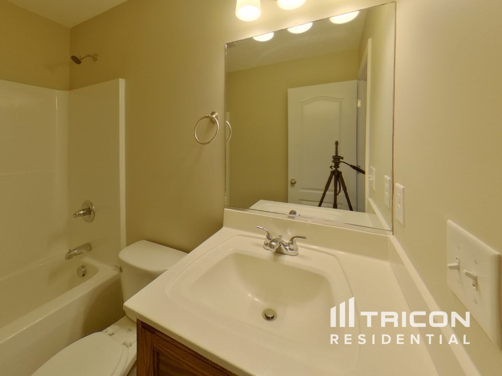 Building Photo - 1908 Susan Rd