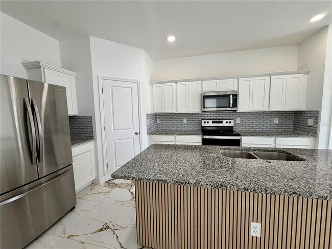 Building Photo - 5846 Herder Rd
