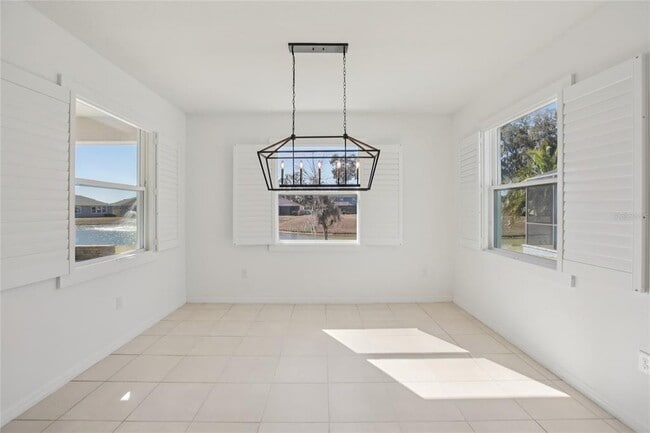 Building Photo - 10747 Laxer Cay Loop