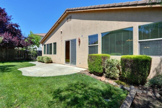 Building Photo - 1996 St Patrick Ln