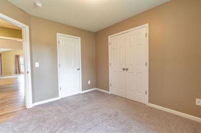 Building Photo - 428 Green Links Dr