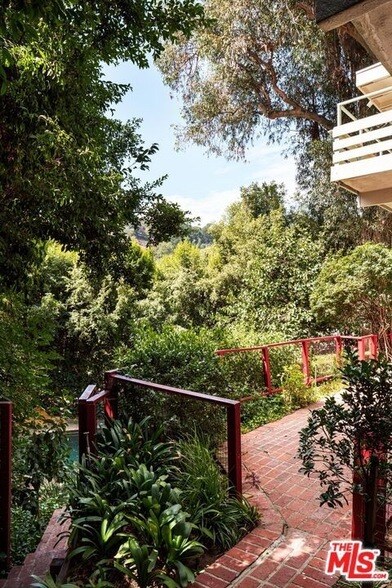 Building Photo - 2764 Outpost Dr