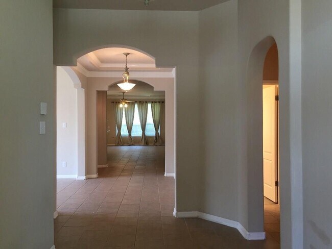 Building Photo - 1702 Buttercup Creek Blvd