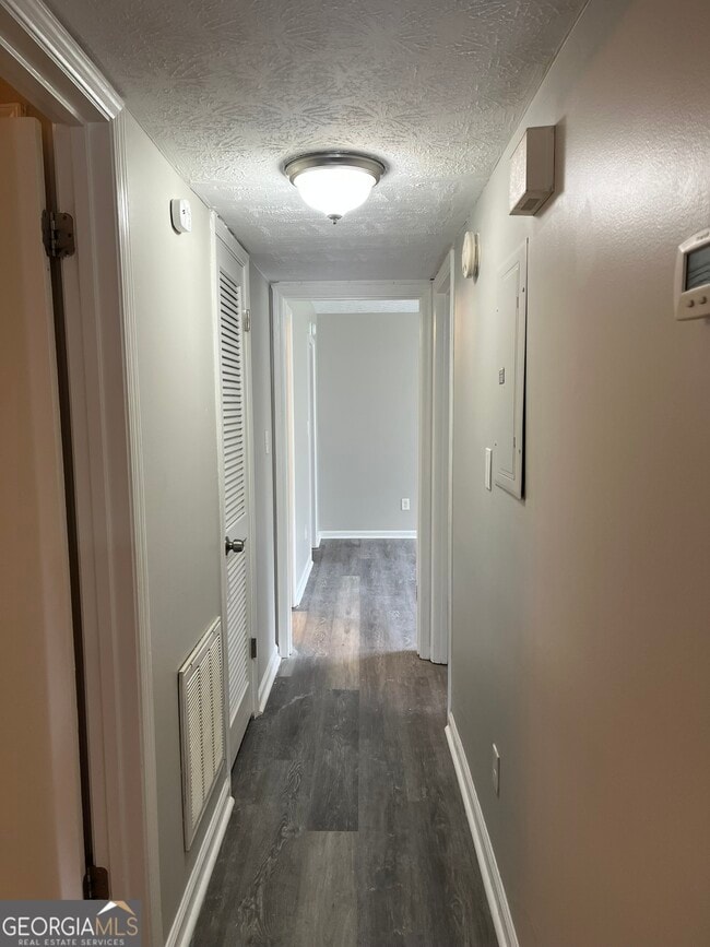 Building Photo - 9436 Cypress Ln