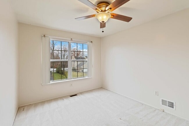 Building Photo - 24 Alton Dr