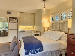 Building Photo - 11863 Wimbledon Cir