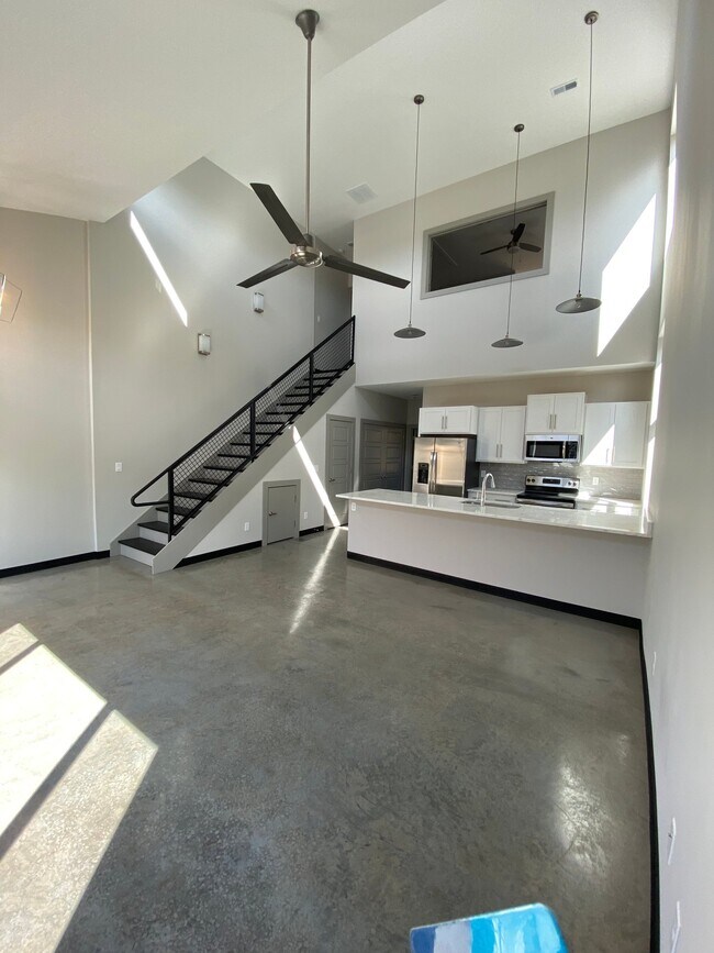 Building Photo - 3810 Jett Ln