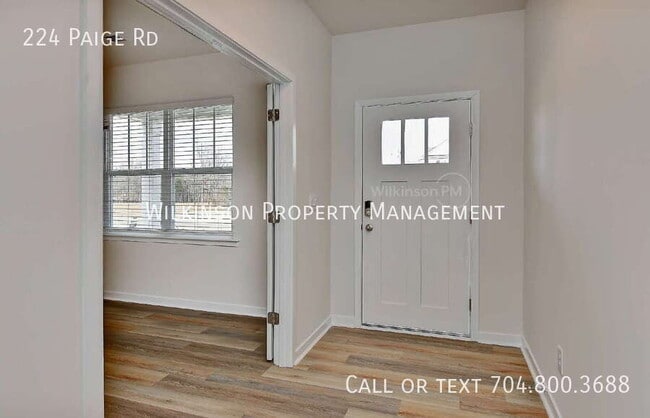 Building Photo - 224 Paige Rd