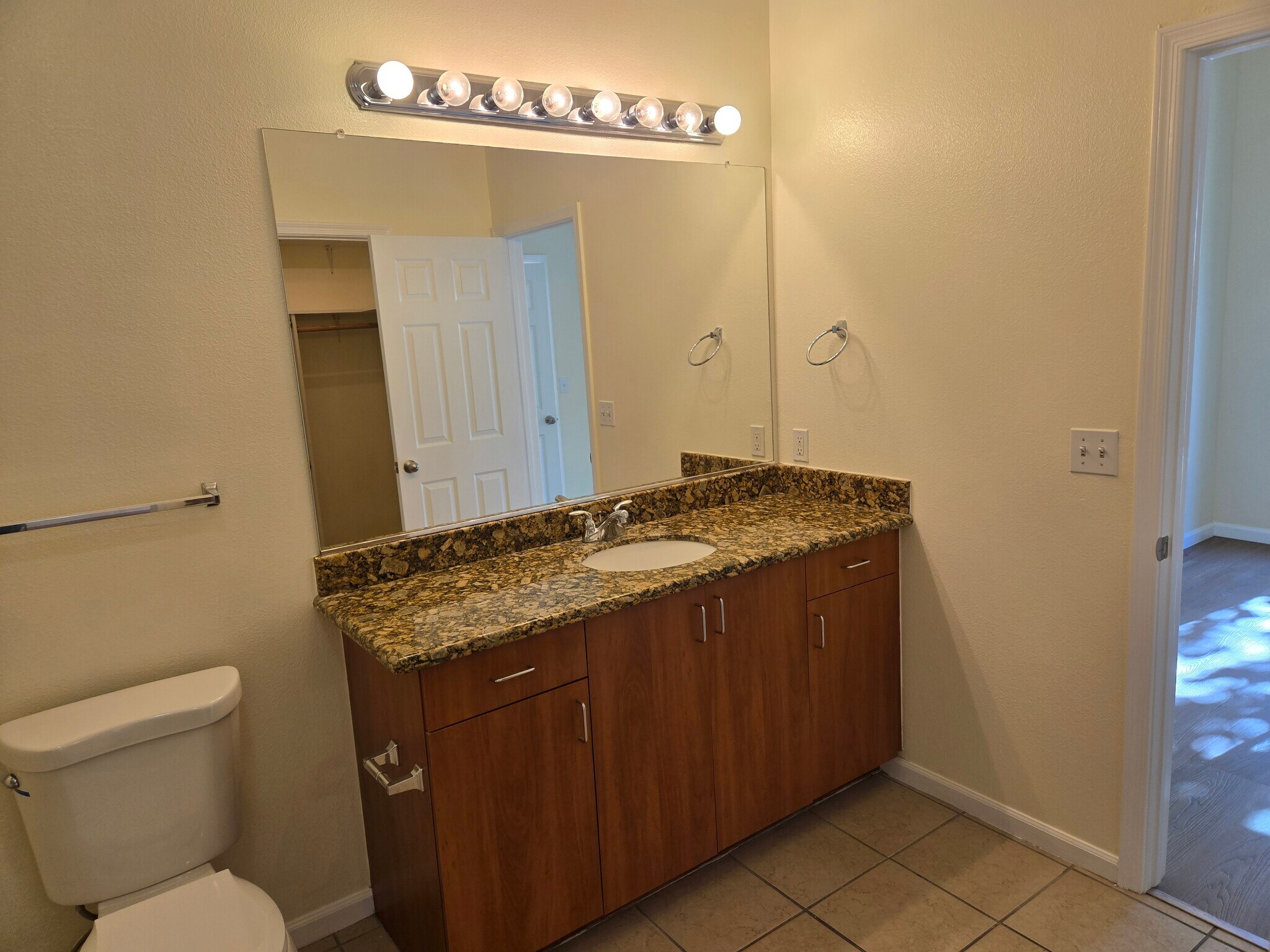 Bathroom - 1060 S 3rd St