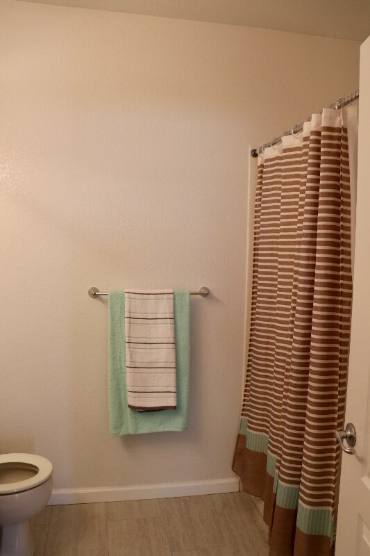 Building Photo - 4695 Hahns Peak Dr