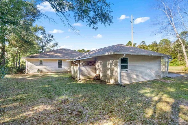 Building Photo - 5276 Springdale Dr