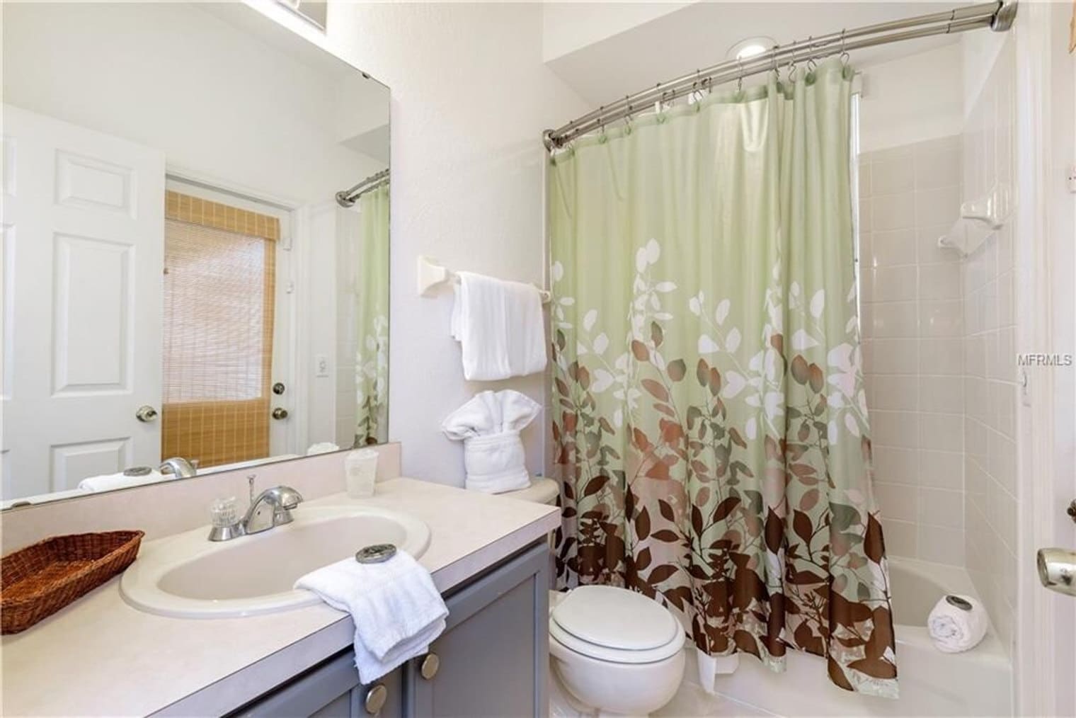 Building Photo - 315 Nottingham Way