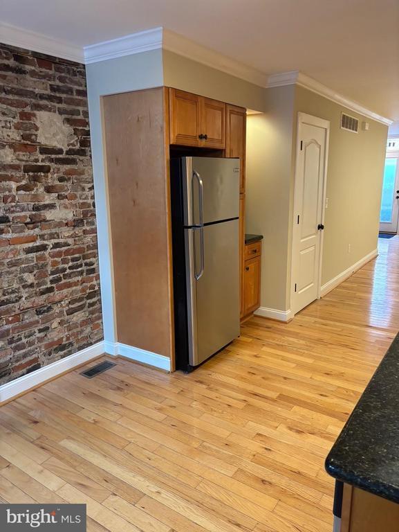 Building Photo - 1130 Watkins St