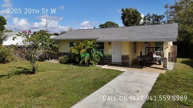 Building Photo - 2205 20th St W