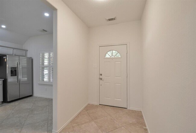 Building Photo - 20219 Entrada Ct