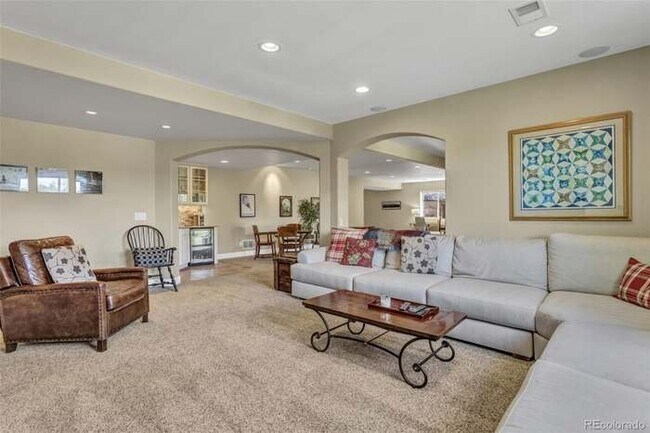Building Photo - 16023 Torreys Way
