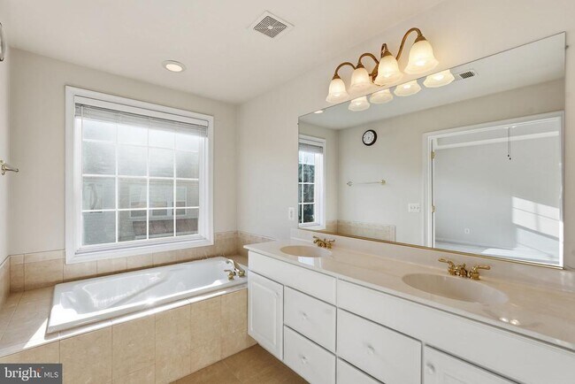 Building Photo - 13532 Stargazer Ter