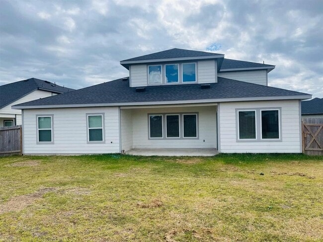 Building Photo - 7403 Cyn Strm St