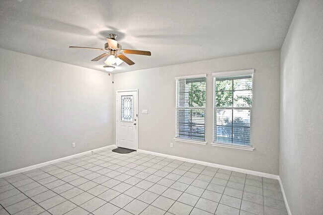 Building Photo - 2510 Diamondback Trail