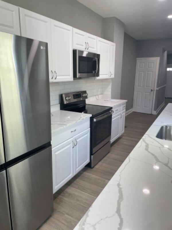 Building Photo - 3417 Chestnut Ave