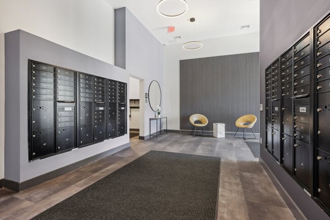 Building Photo - 49 N Day St