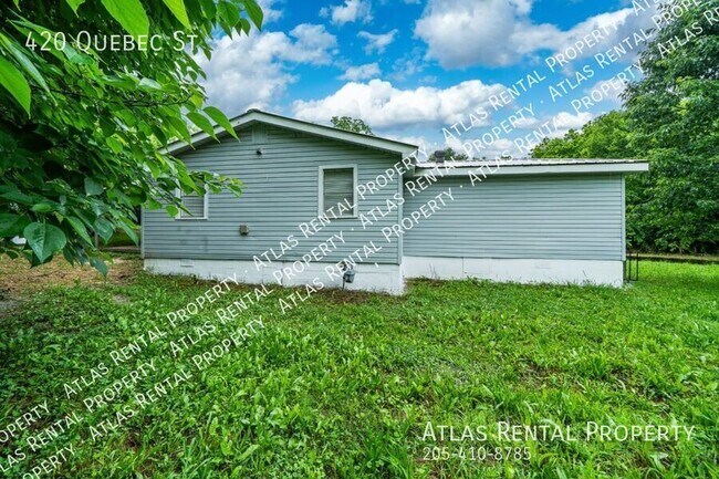 Building Photo - 420 Quebec St