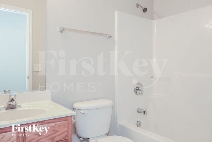 Building Photo - 1265 Silverstone Ct