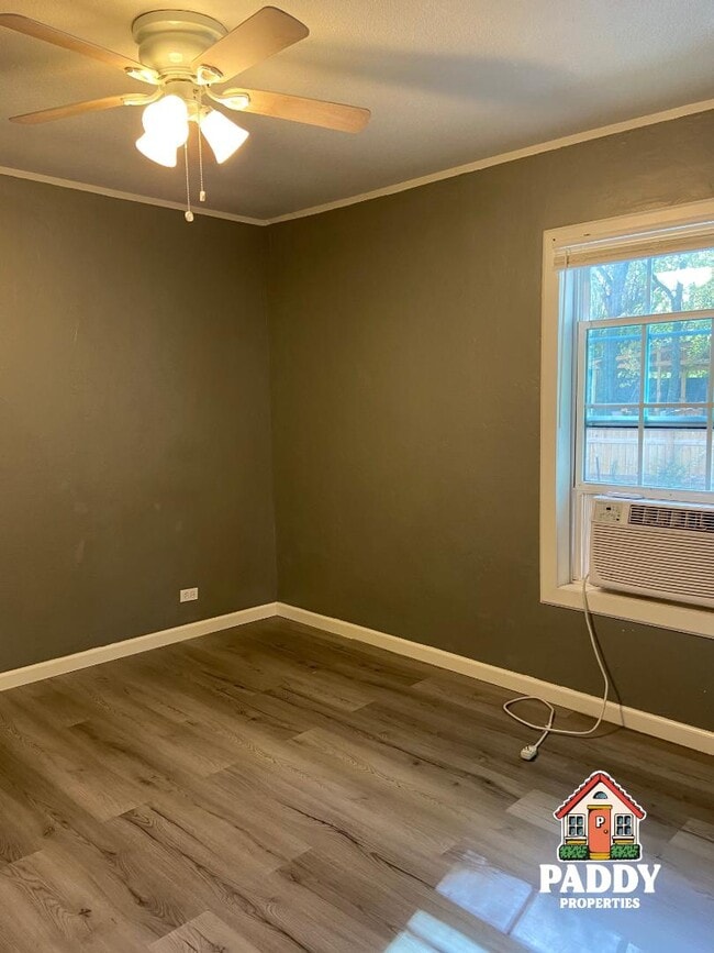 Building Photo - 105 S Lide Ave