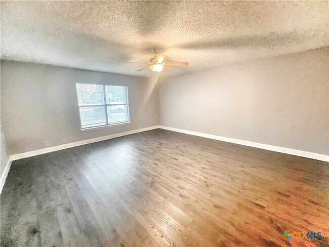 Building Photo - 13907 Quarles St