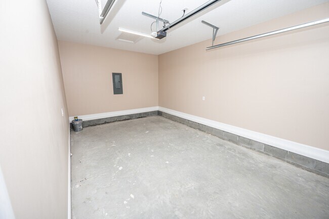 Building Photo - 138 MacDonald Blvd