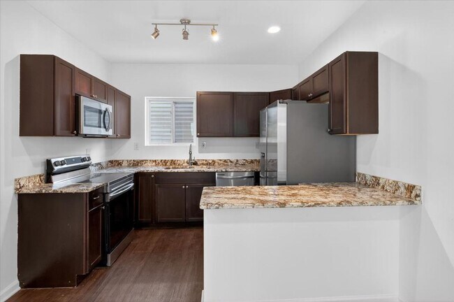 Building Photo - 2250 N Capitol Ave