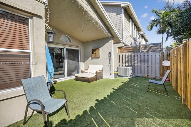 Building Photo - 12168 NW 36th Pl