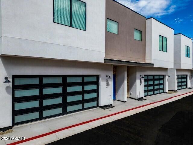 Building Photo - 3816 E Monterey Wy