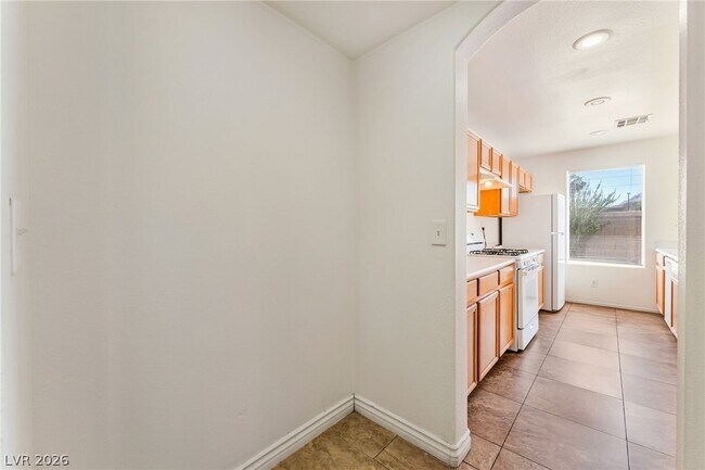 Building Photo - 2136 Casa Ladera St