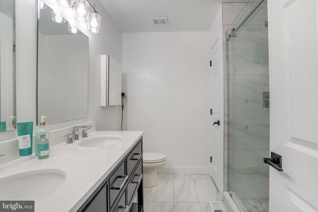 Building Photo - 5101 Redwing Dr