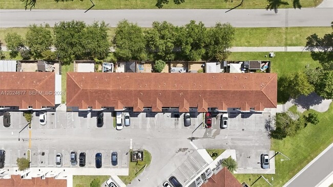 Building Photo - 82 SW 3rd Ct