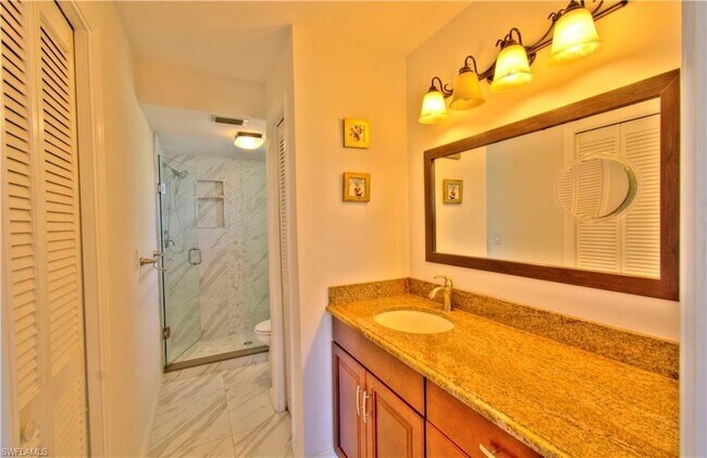 Building Photo - 9590 Victoria Ln