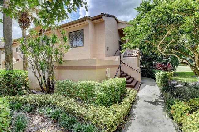 Building Photo - 7242 Clunie Pl