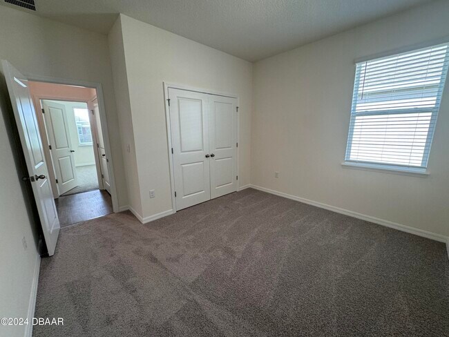 Building Photo - 341 Merimont Ln